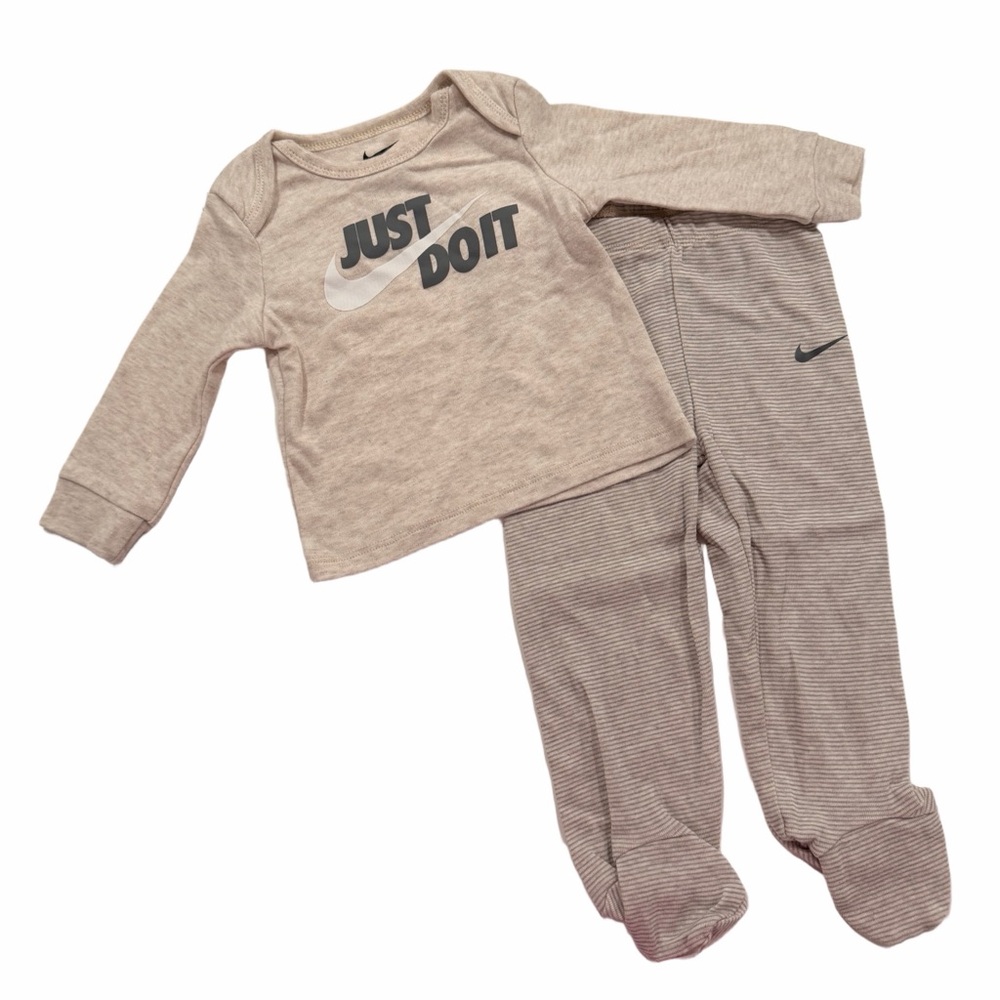 Nike Baby Just Do It 2-Piece Set 9M Neutral